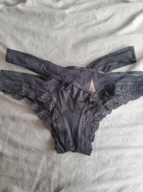 Victoria's Secret Very Sexy Cheeky Panty